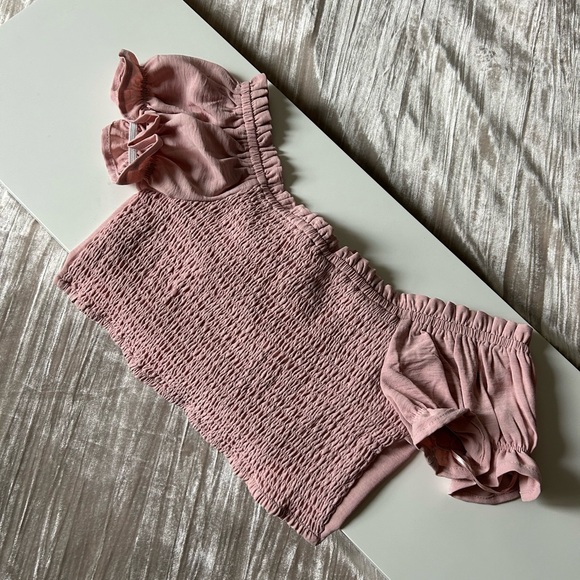 Pink Ruffled Crop Top - Picture 2 of 5